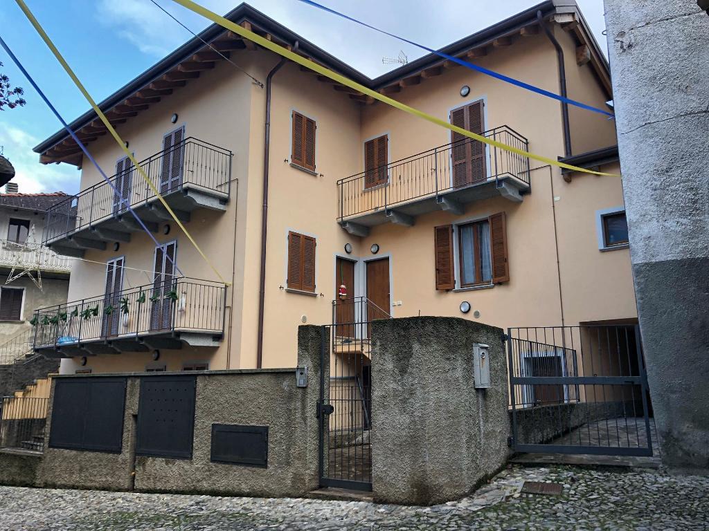 Appartamento LIERNA vendita   Via Centrale Lisolago Servizi Immobiliari