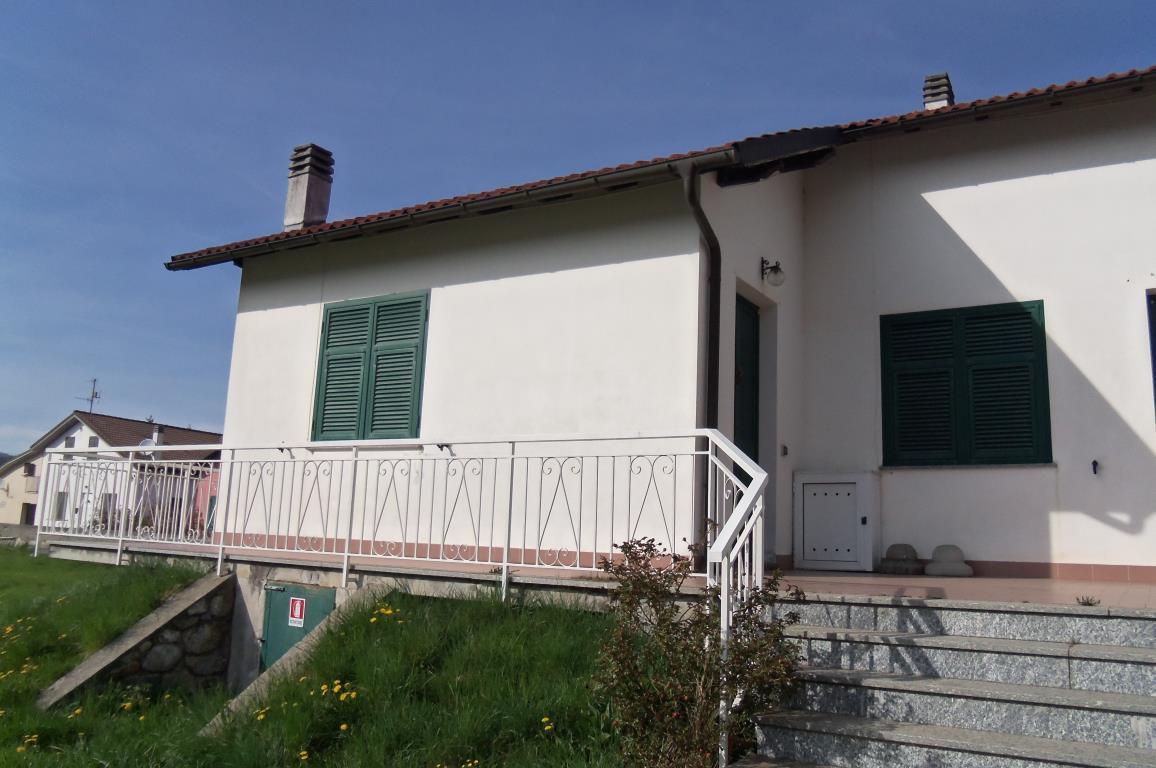 Villa Unifamiliare - Indipendente BARDINETO vendita    AGENZIA M.D. IMMOBILIARE s.n.c