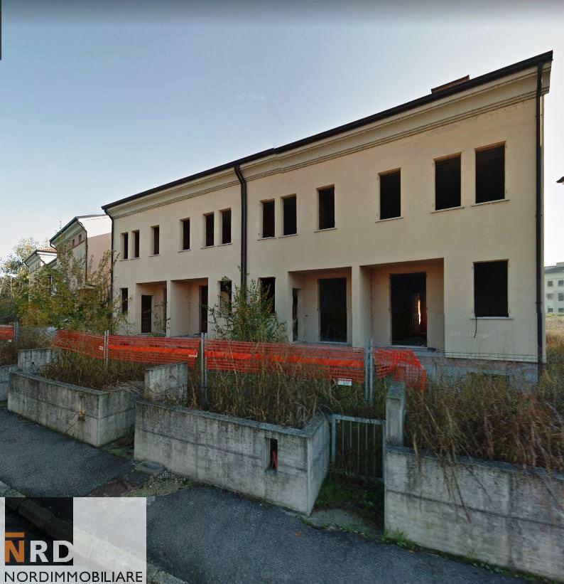 Villa Affiancata - Schiera MANTOVA vendita   via Cadore Nordimmobiliare Mantova Sas