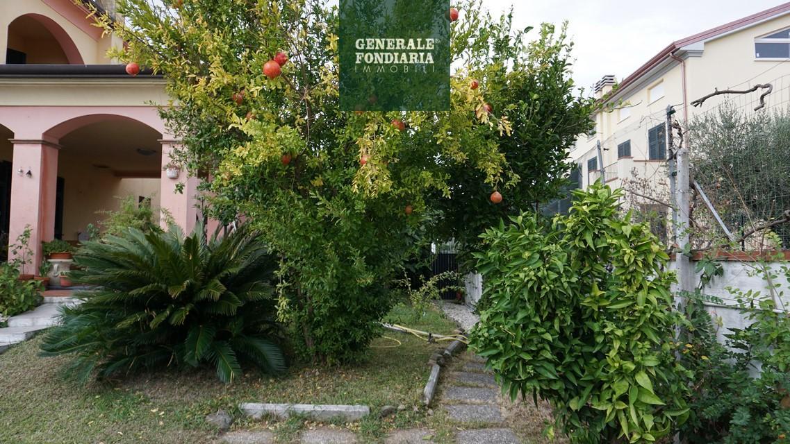 Villa CASTELNUOVO MAGRA vendita    GENERALE FONDIARIA Agenzia Migliarina