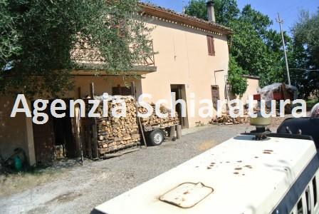  vallefoglia vendita quart:  agenzia immobiliare schiaratura