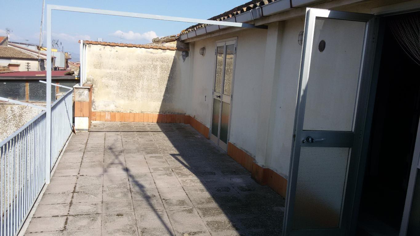 Villa Unifamiliare - Indipendente RANDAZZO vendita   via Marconi Immobiliare Del Campo