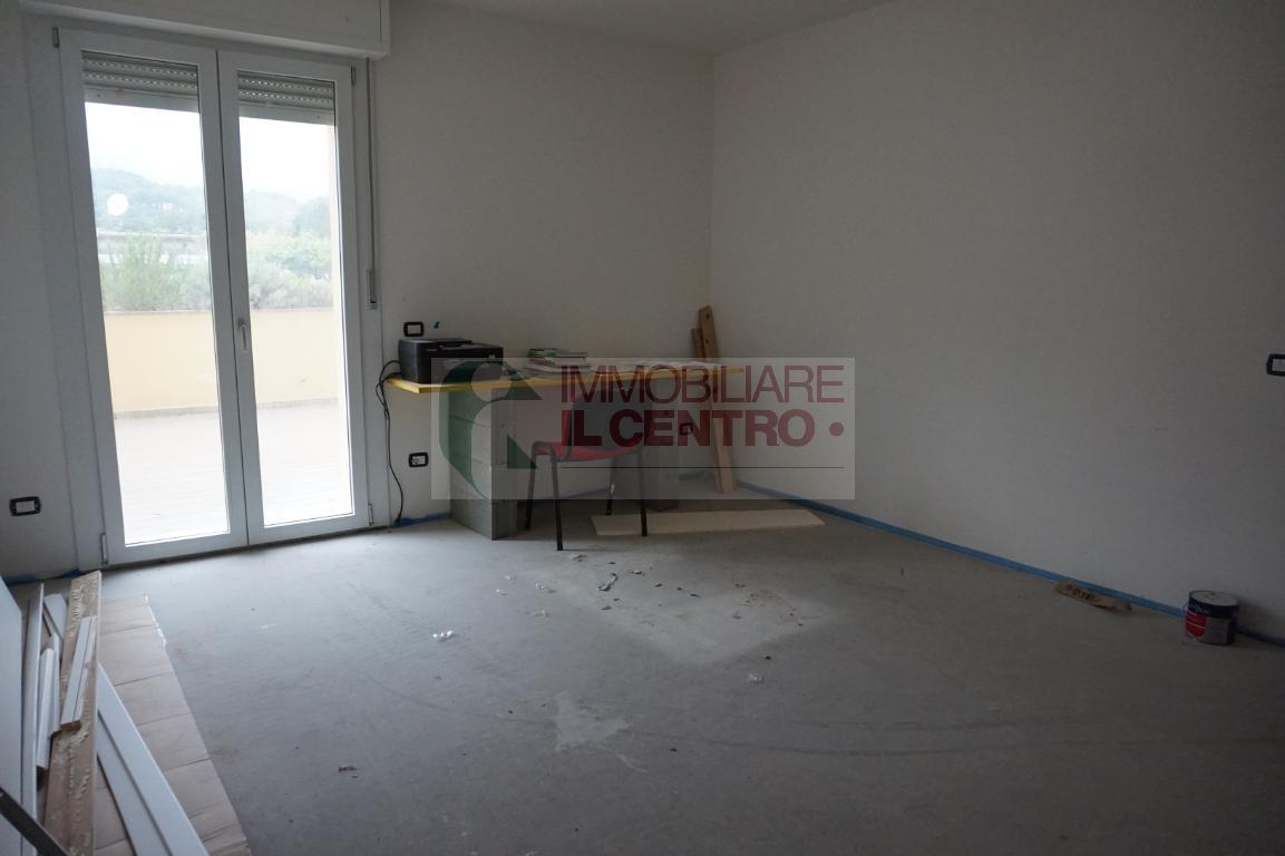 Appartamento ARCOLA vendita    IL CENTRO IMMOBILIARE snc di Stefano Santi