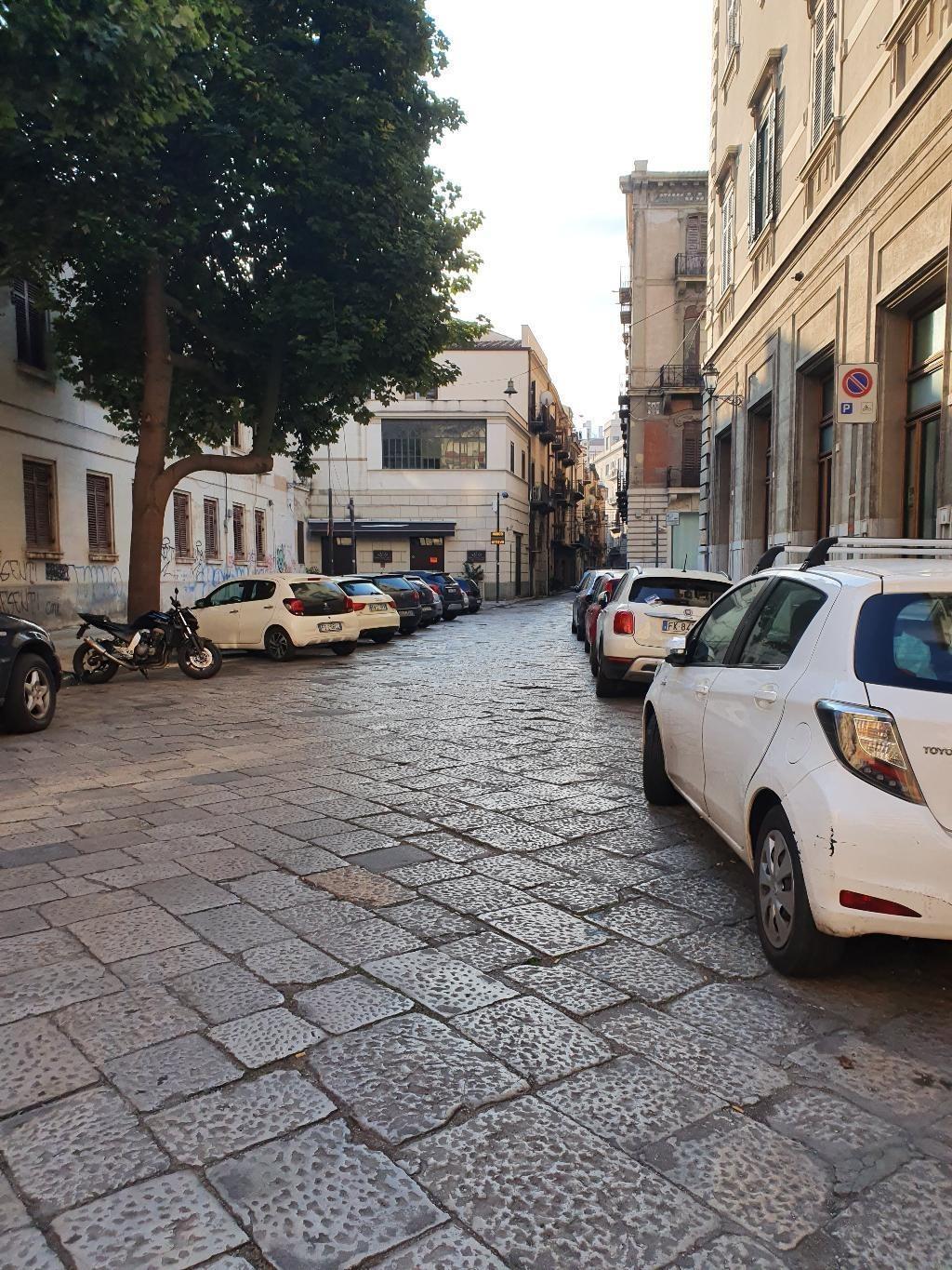 Appartamento PALERMO affitto  Centro storico Via Antonio Gagini Punto Casa di Claudio Costantino