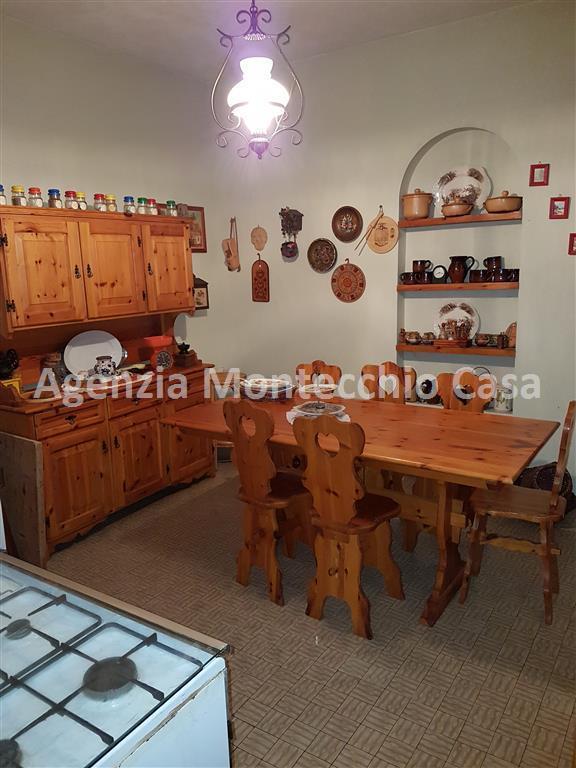 Villa Unifamiliare - Indipendente MOMBAROCCIO vendita    Agenzia Montecchio Casa