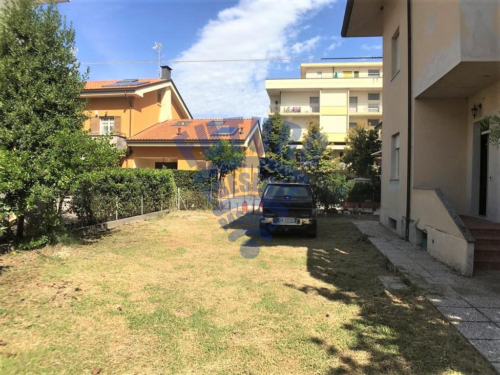  bellaria-igea marina vendita quart:  agenzia immobiliare barducci