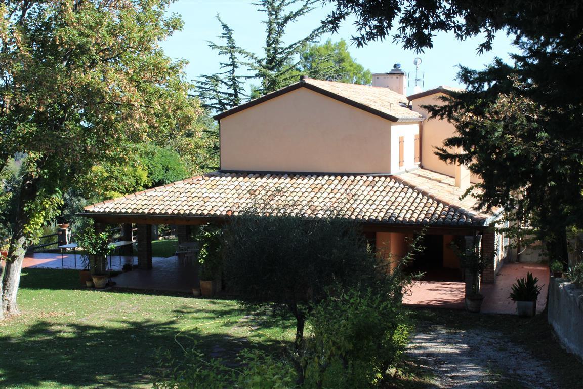 Rustico - Cascina PESARO vendita    Agenzia Montecchio Casa