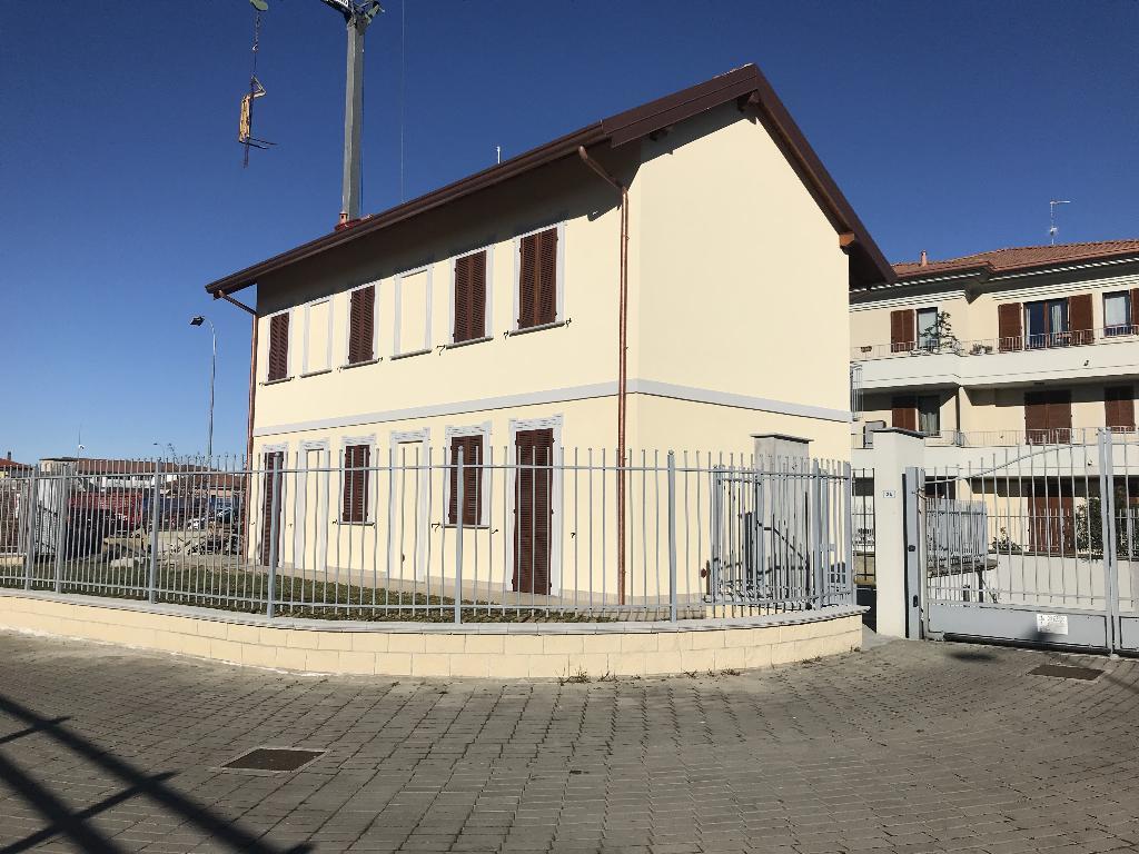 Villa Unifamiliare - Indipendente MAGENTA vendita   strada per boffalora LE-CA.SE. SAS