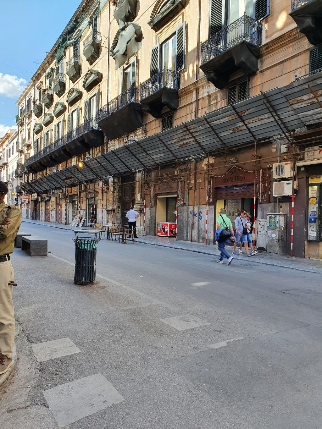 Appartamento PALERMO vendita  Centro storico via divisi Punto Casa di Claudio Costantino