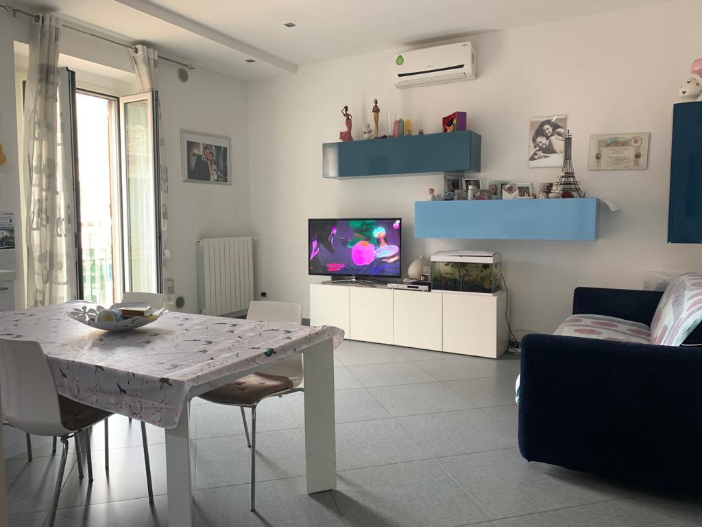 Appartamento BARI vendita  MURAT via dante Prestige Immobiliare - Viale Salandra