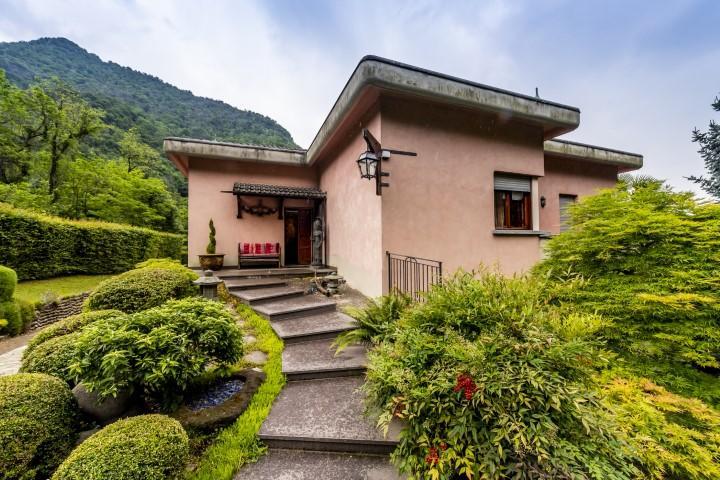 Villa LECCO vendita   via della valsassina Agenzia Immobiliare Metroquadro