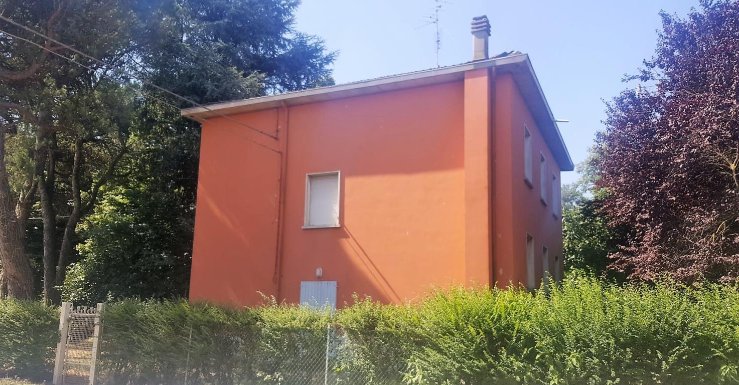 Villa Unifamiliare - Indipendente CASTEL BOLOGNESE vendita    Agenzia Immobiliare Minardi di Studio CAMP Snc