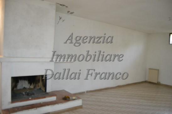  scarperia vendita quart:  immobiliare-franco-dallai