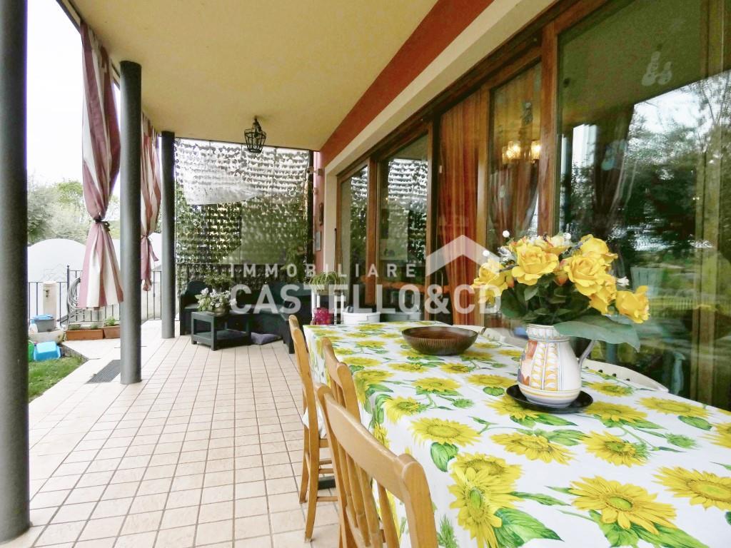 Villa POLPENAZZE DEL GARDA vendita   Via Novaglio CASTELLO&CD Immobiliare di Rambaldini Loretta