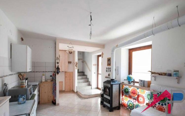 Villa Semi Indipendente PONTIDA vendita    Immobiliare Paola di Corona Paola