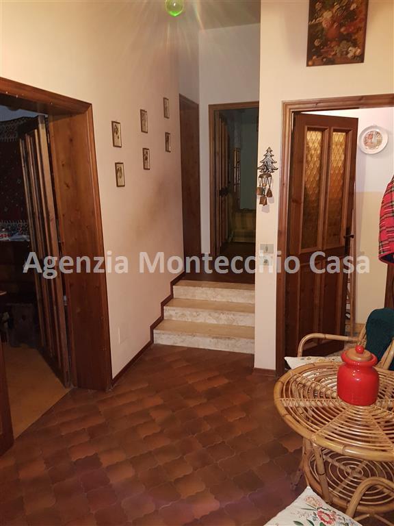 Villa Unifamiliare - Indipendente MOMBAROCCIO vendita    Agenzia Montecchio Casa