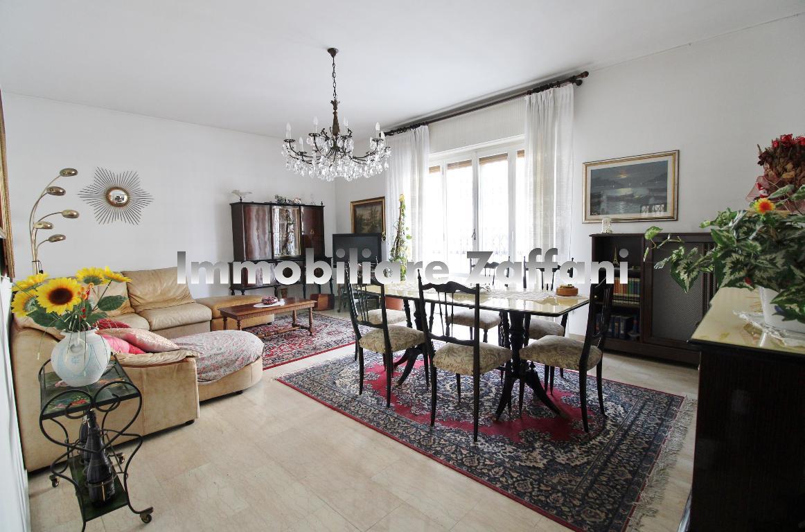  gallarate vendita quart:  immobiliare 2000 snc