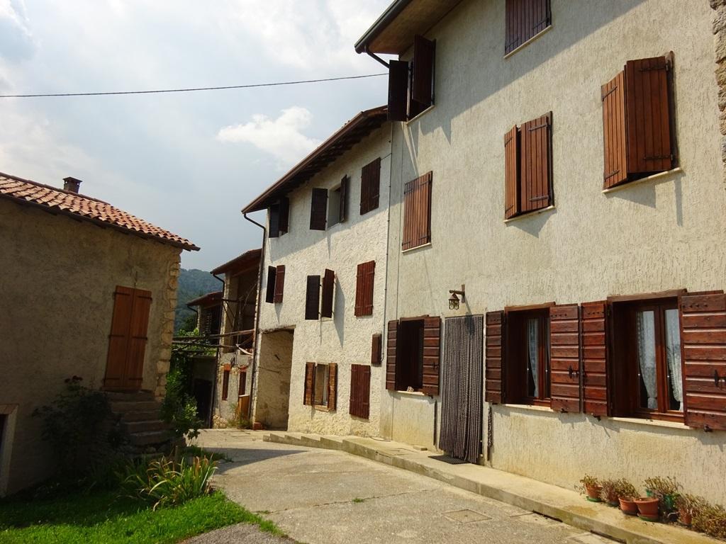 Rustico - Cascina MAROSTICA vendita   via Cassoni IMMOBILIARE ASSOCIATI DI ANDOLFATO EMANUELA MIRCA