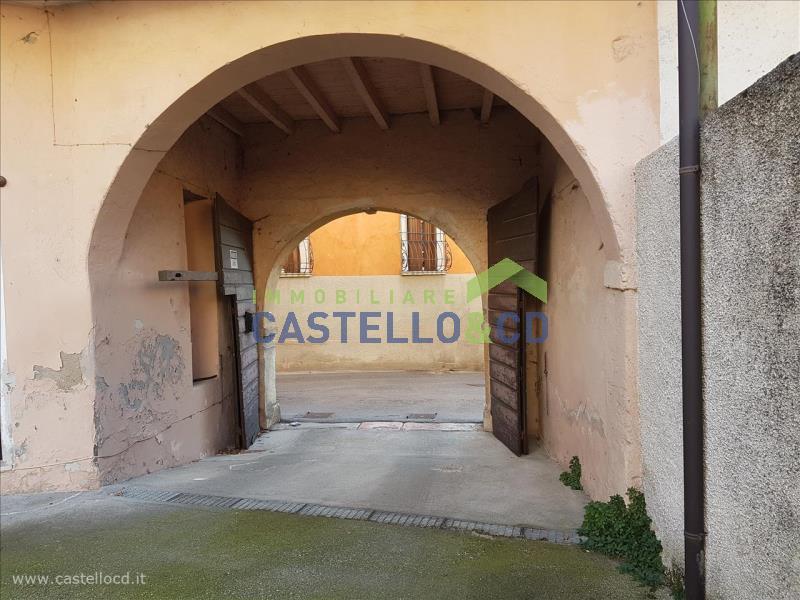 Rustico - Cascina MANERBA DEL GARDA vendita   via della rocca CASTELLO&CD Immobiliare di Rambaldini Loretta