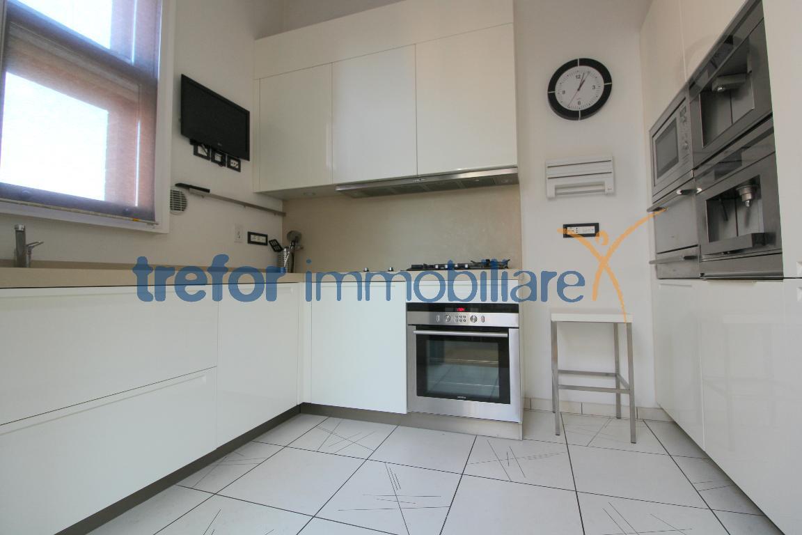 Appartamento SAN DONATO MILANESE vendita   Via Moro TREFOR IMMOBILIARE S.R.L.