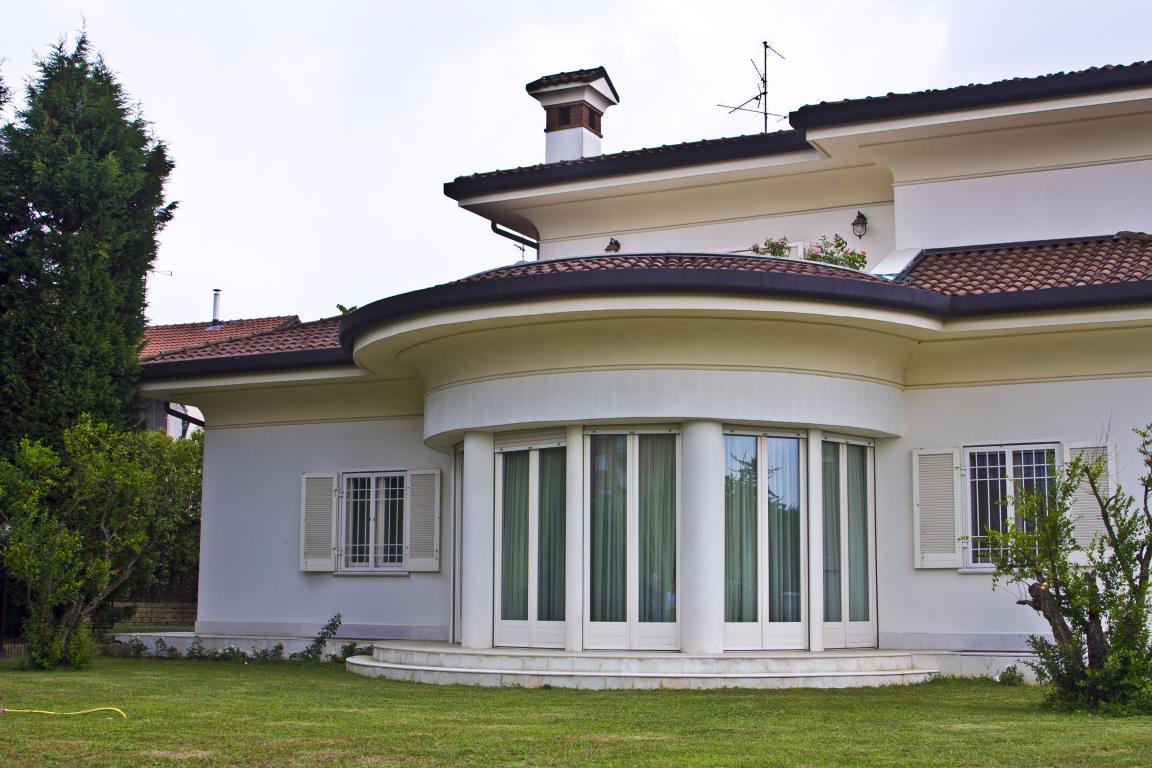 Villa AGRATE BRIANZA vendita   Via Ugo La Malfa TOTEM SRL