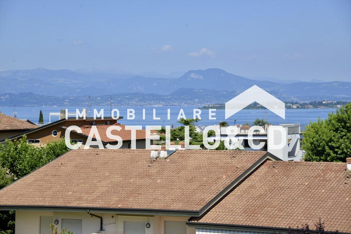 Appartamento DESENZANO DEL GARDA vendita   Via Desenzanino CASTELLO&CD Immobiliare di Rambaldini Loretta