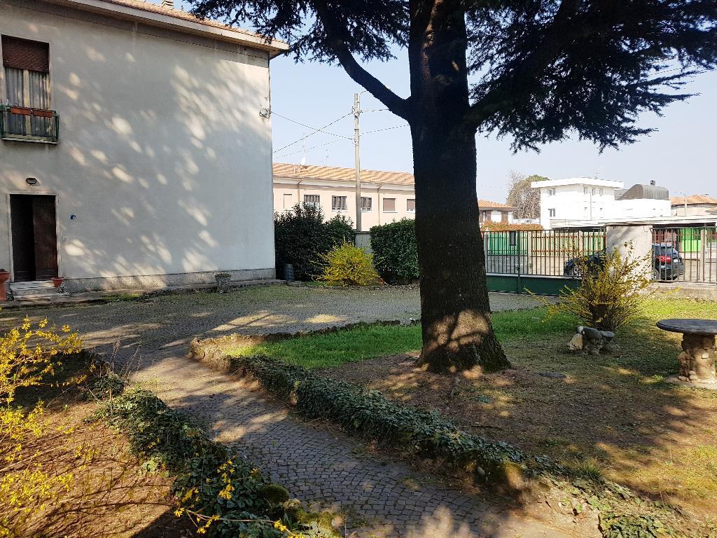 Villa MEDA vendita   Via Milano CAPITAL DI BALLABIO MARCO