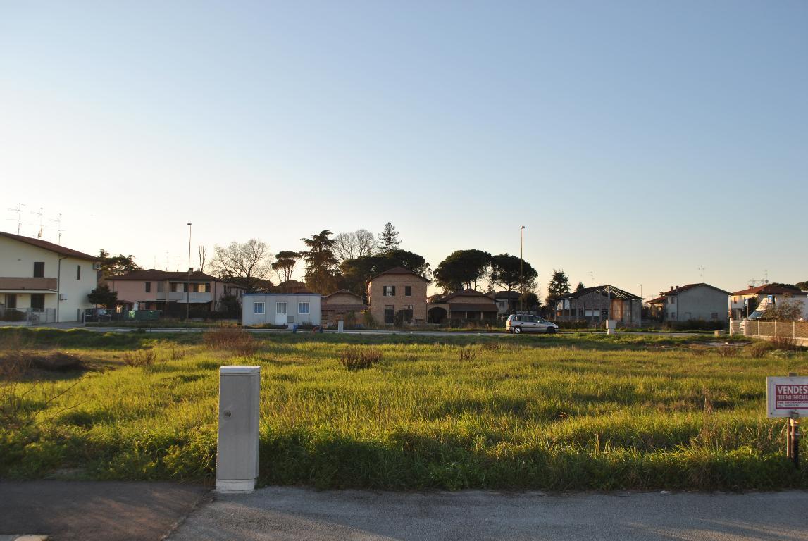  ravenna vendita quart: san pietro in campiano s.co.r.-ravenna-srl