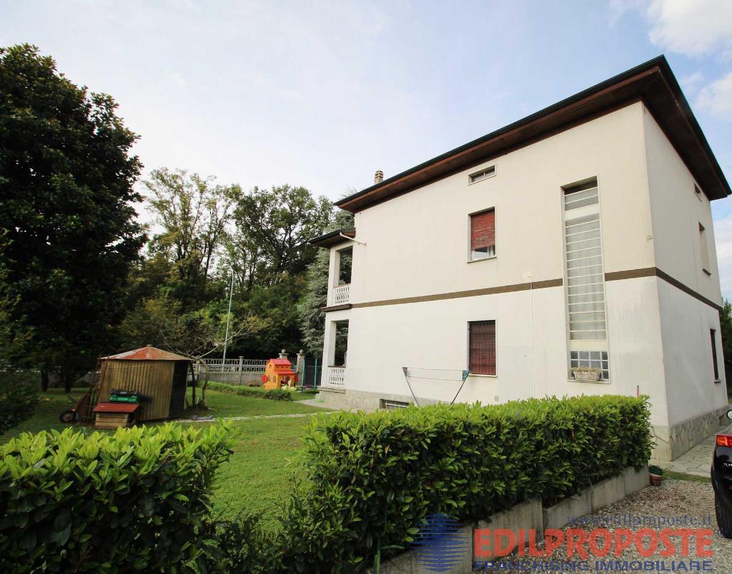 Villa LAZZATE vendita   via Manzoni Edilproposte Lazzate