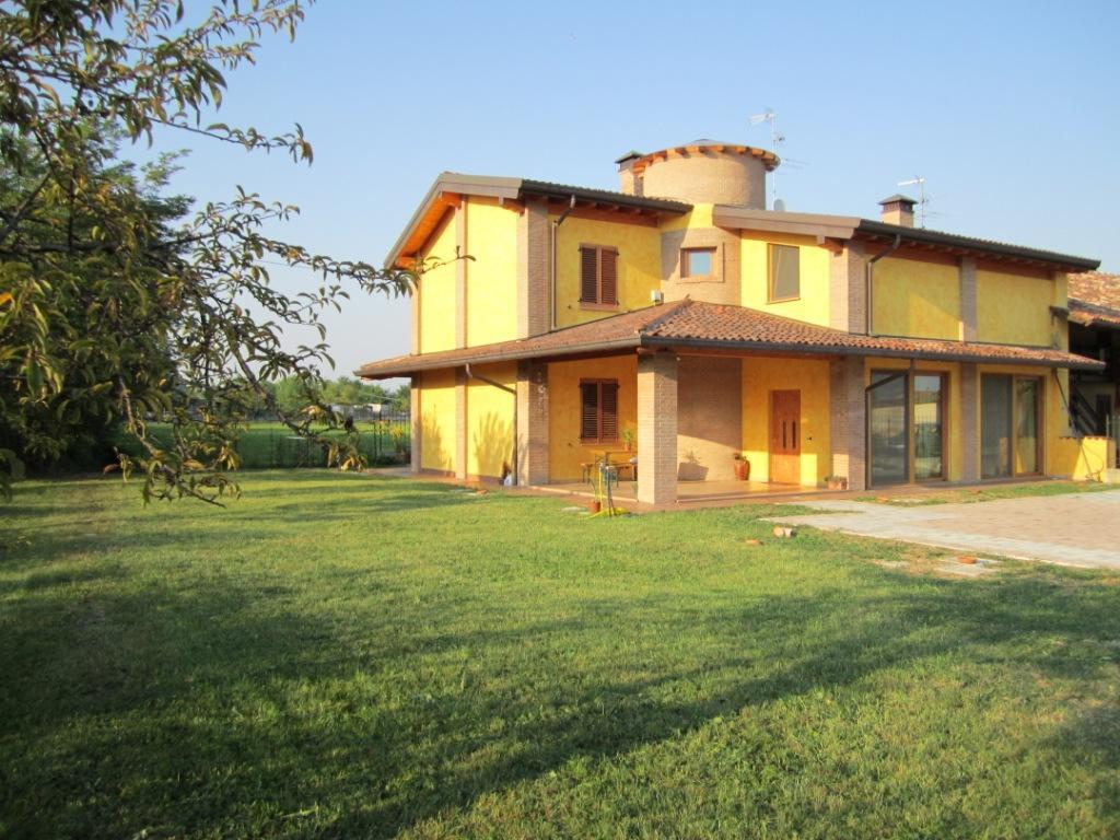 Villa FARA GERA D