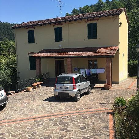 Appartamento VINCI vendita   via di S Lucia Casaexpress Immobiliare