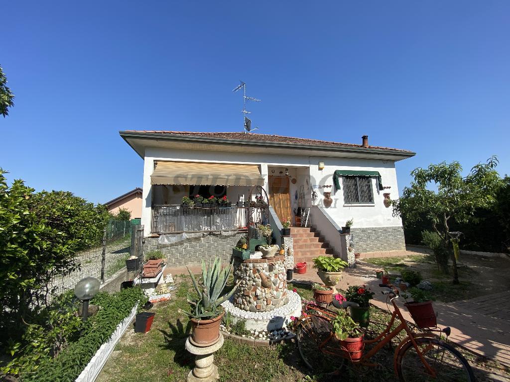 Villa Unifamiliare - Indipendente LIMBIATE vendita   Via VIII Marzo Studio DG Immobiliare Limbiate