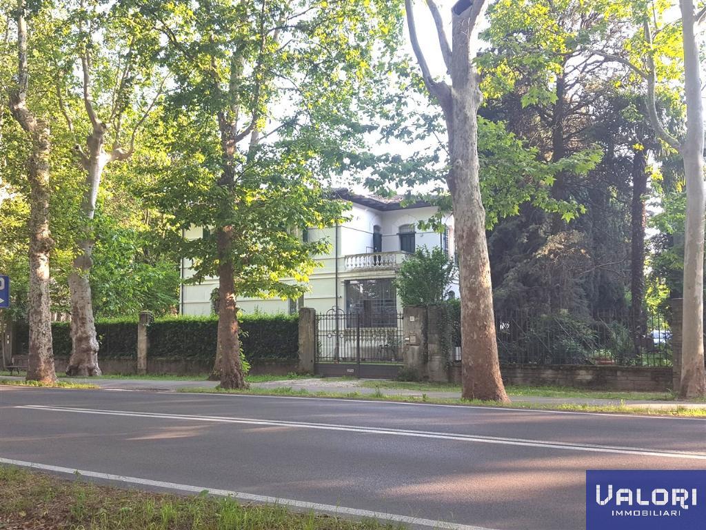 Villa Unifamiliare - Indipendente FAENZA vendita   VIALE STRADONE Valori Immobiliari di Debora Rivola & A. S.a.s.