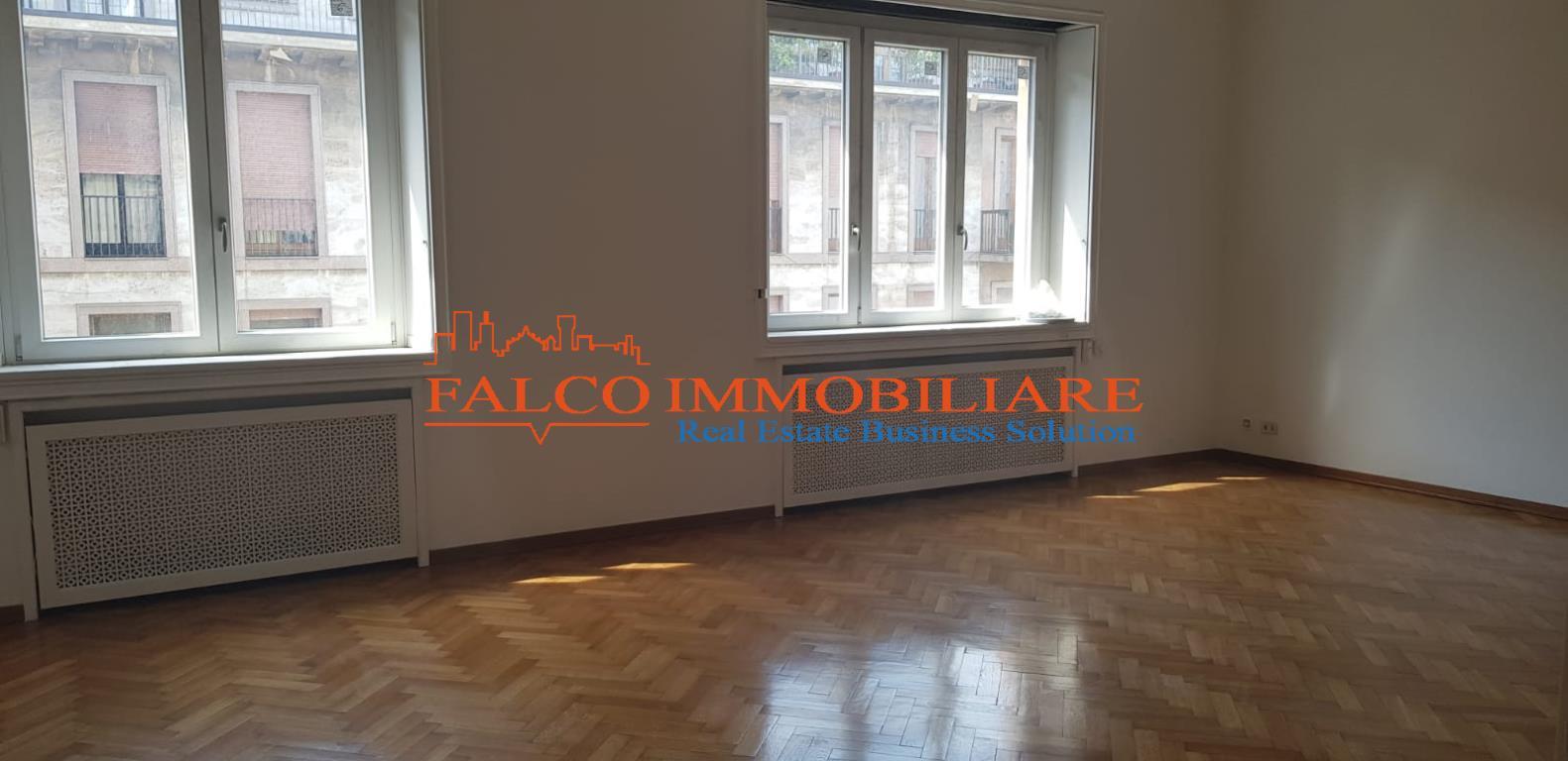 Appartamento MILANO vendita  CENTRO STORICO PIAZZA SAN BABILA FALCO IMMOBILIARE SRL