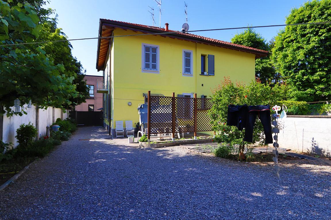 Villa Semi Indipendente LISSONE vendita   Rossini FOSSATI INTERMEDIAZIONI IMMOBILIARI S.A.S.