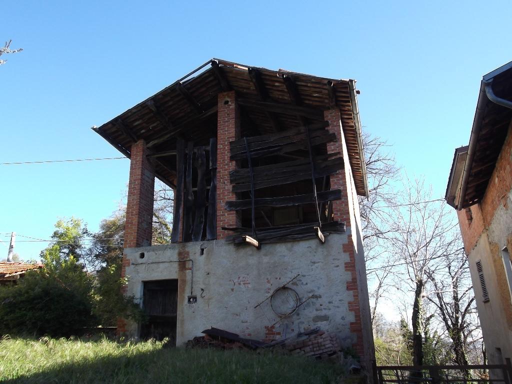 Rustico - Cascina MONTALDO DI MONDOVÌ vendita    Emmepi Case