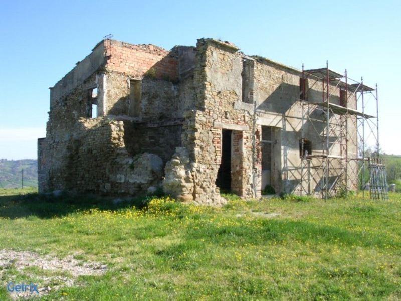 Rustico - Cascina MONTECALVO IN FOGLIA vendita    Agenzia Montecchio Casa