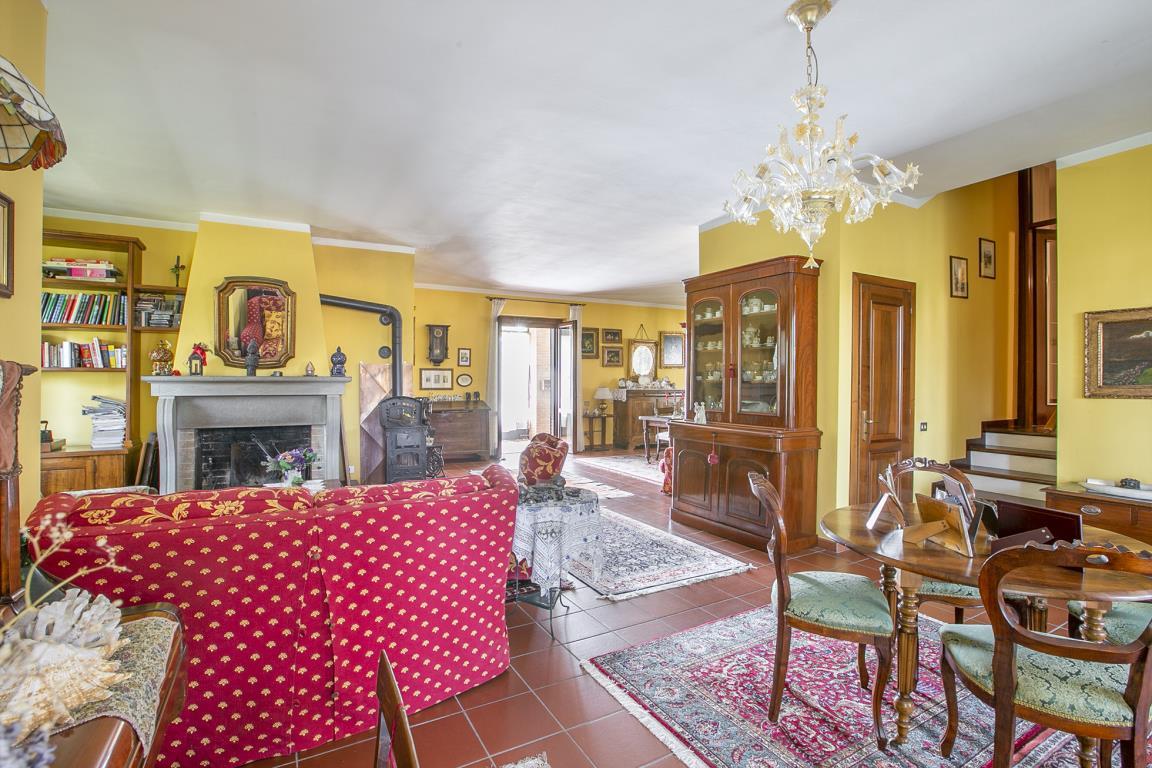 Villa CASELLE LURANI vendita   VIA DE GASPERI OLIVIMMOBILIARE SRL