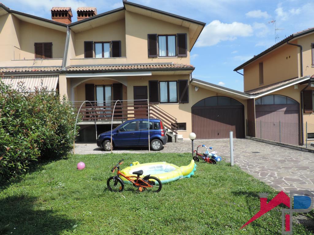  caprino-bergamasco vendita quart:  immobiliare-paola-di-corona-paola