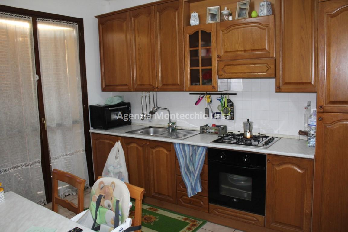  vallefoglia vendita quart:  agenzia-montecchio-casa