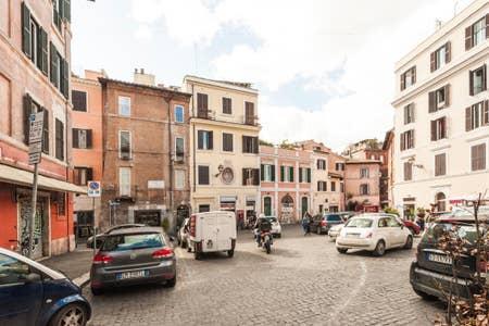  roma affitto quart: trastevere  la commerciale srl promozioni immobiliari