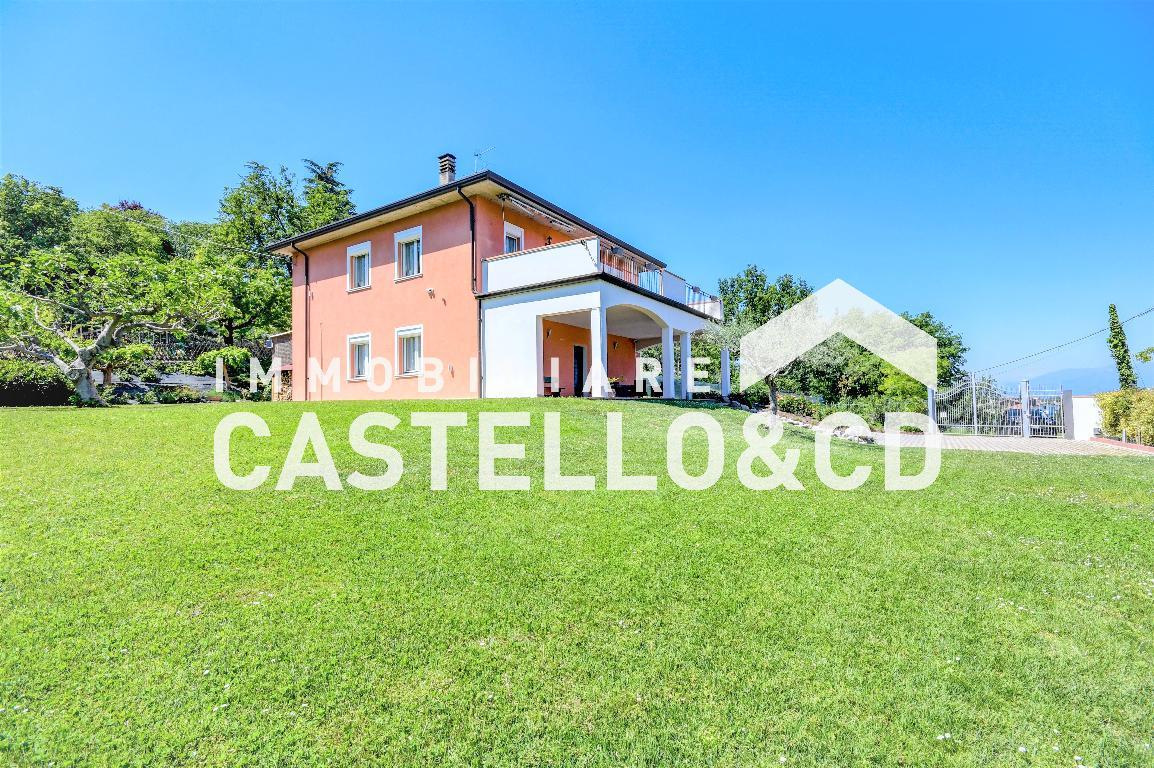 Villa DESENZANO DEL GARDA vendita   via delle rose CASTELLO&CD Immobiliare di Rambaldini Loretta