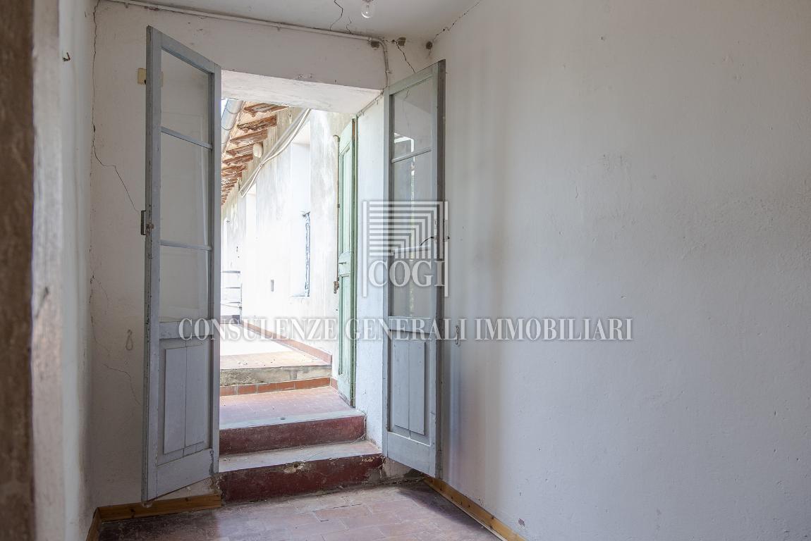 Appartamento BORGO TOSSIGNANO vendita    Compro Casa Srl