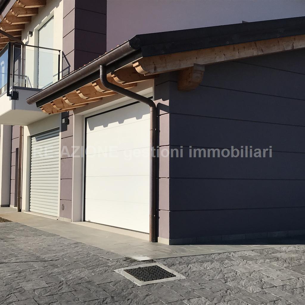 Villa Affiancata - Schiera COSTABISSARA affitto   Via Monte Grappa RE-AZIONE gestioni immobiliari