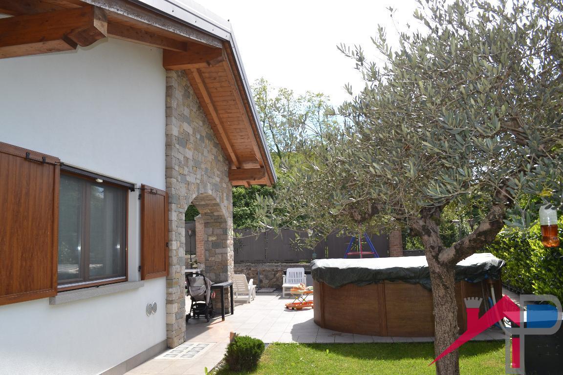 Villa CISANO BERGAMASCO vendita    Immobiliare Paola di Corona Paola