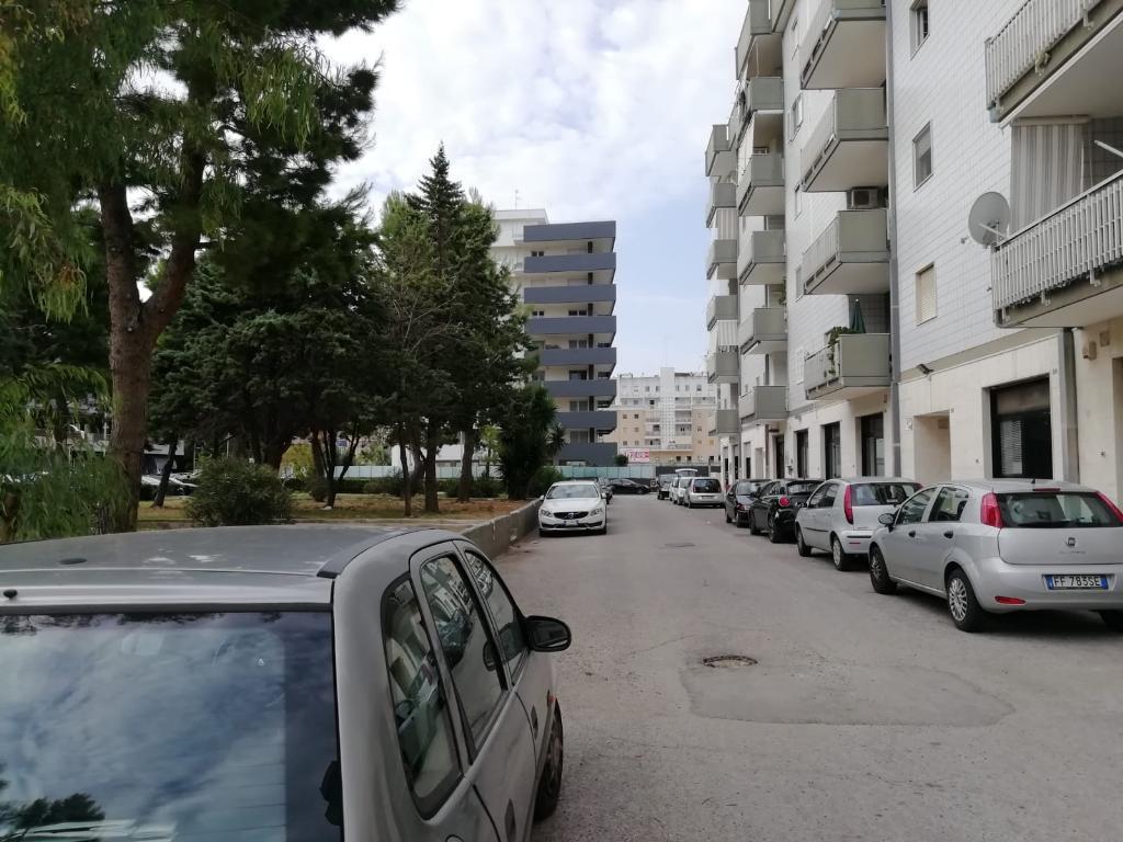 Appartamento BARI affitto  JAPIGIA VIA PERNA PRESTIGE IMMOBILIARE SRLS