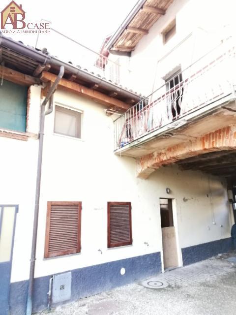 Villa Semi Indipendente GAMBOLÒ vendita   via mazzini Acquaotta Basilia Maria