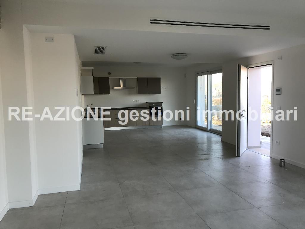 Villa COSTABISSARA affitto    RE-AZIONE gestioni immobiliari