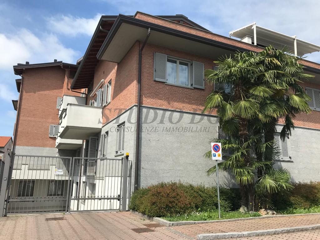  cesano-maderno vendita quart:  studio-dg-immobiliare