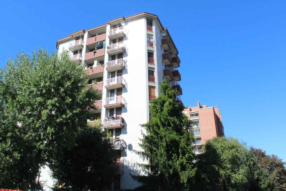 Appartamento MILANO vendita   via cefalù DMV Real Estate